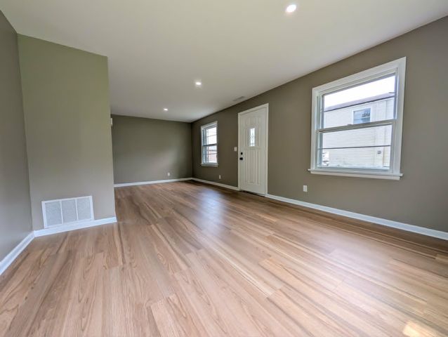 1232 E Superior Street, Alma, MI 48801