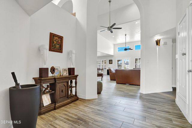 6629 ISLA DEL REY Drive, El Paso, TX 79912