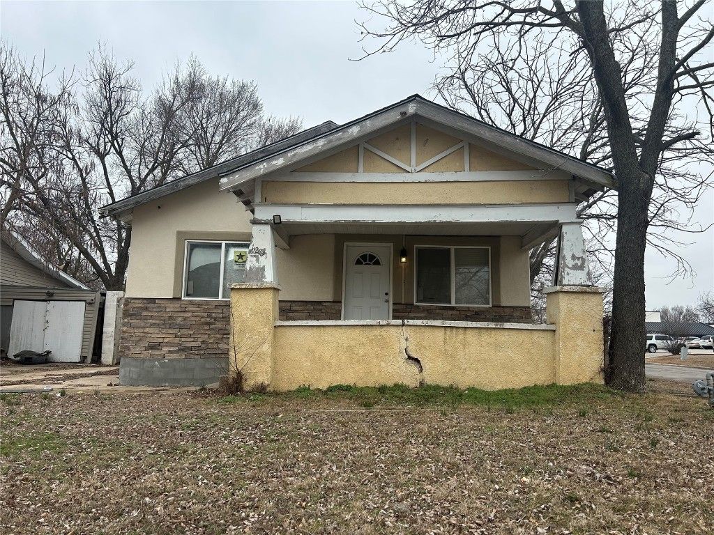 1201 E Main Street, Shawnee, OK 74801