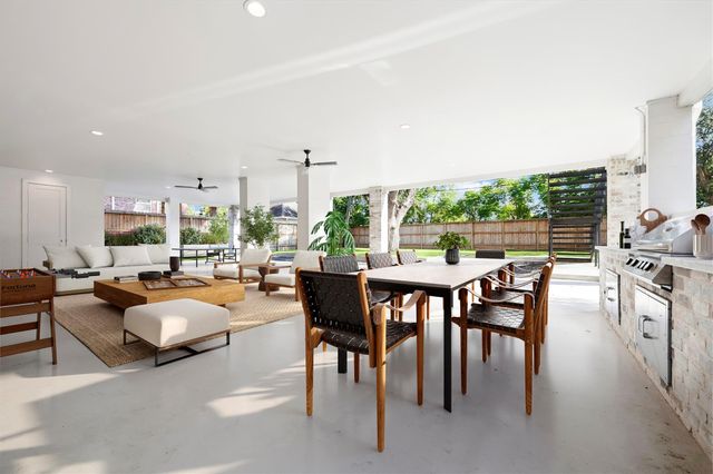 3735 Tartan Lane, Houston, TX 77025