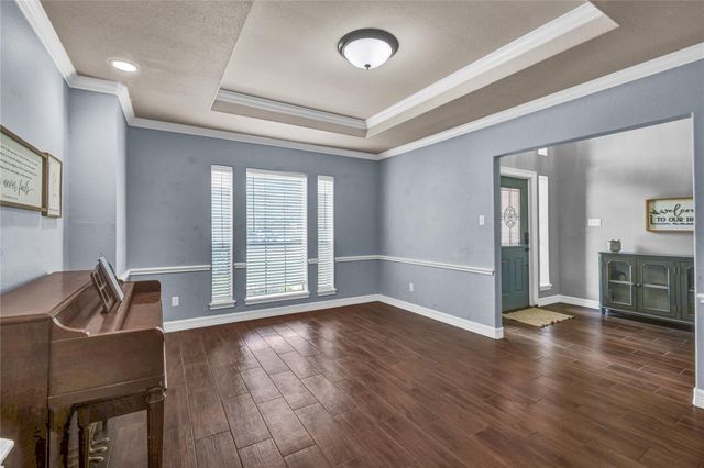 105 Thyme Trail, Lake Jackson, TX 77566