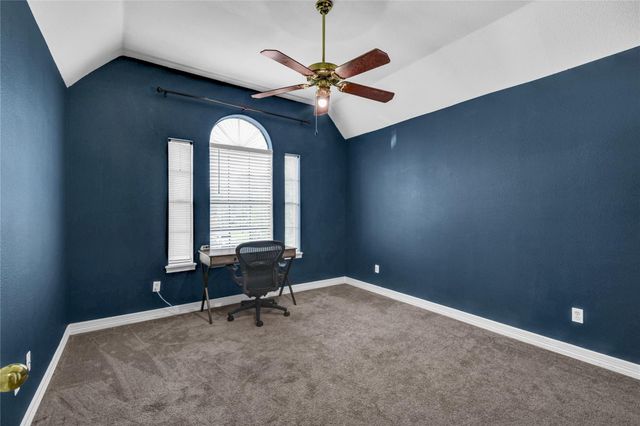 105 Thyme Trail, Lake Jackson, TX 77566