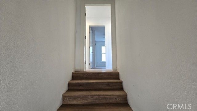 975 N Park B, Long Beach, CA 90813