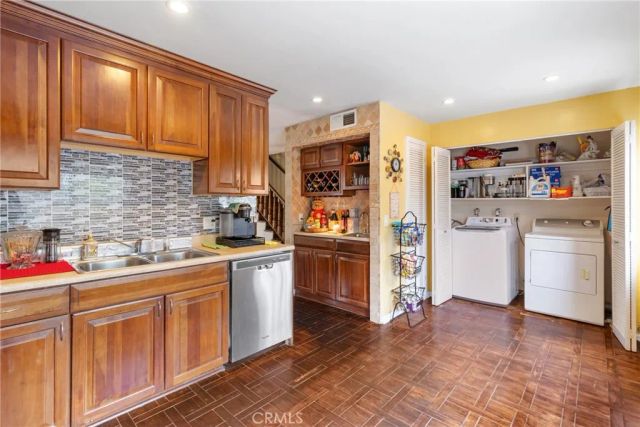 21901 Lassen Street 155, Chatsworth, CA 91311
