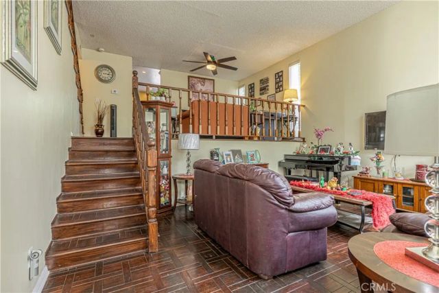 21901 Lassen Street 155, Chatsworth, CA 91311