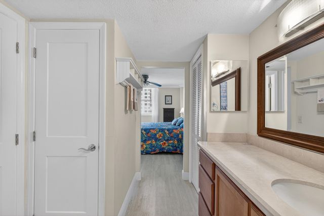 1900 S Ocean Boulevard 6a, Lauderdale-By-The-Sea # 6a, Lauderdale By The Sea, FL 33062