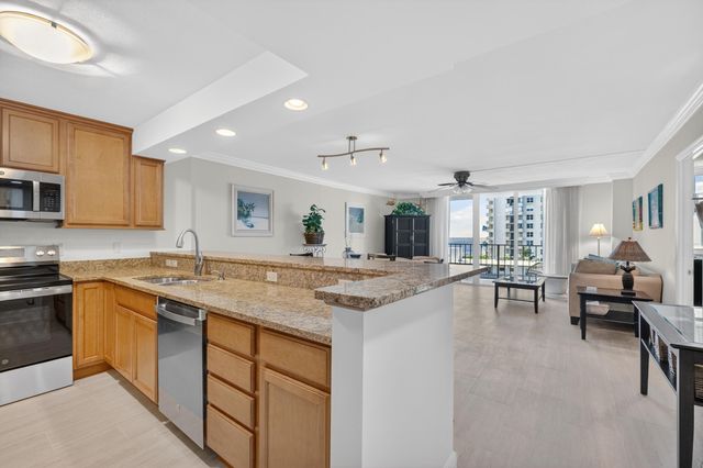 1900 S Ocean Boulevard 6a, Lauderdale-By-The-Sea # 6a, Lauderdale By The Sea, FL 33062