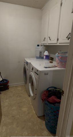 100 Holly St, El Dorado, AR 71730
