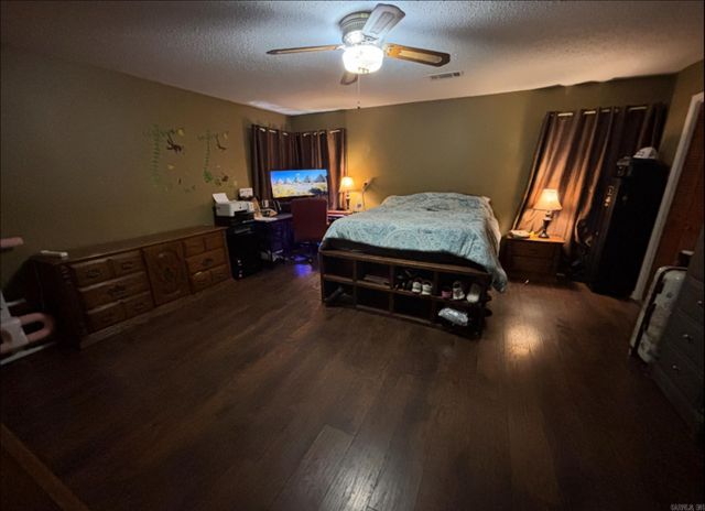 100 Holly St, El Dorado, AR 71730