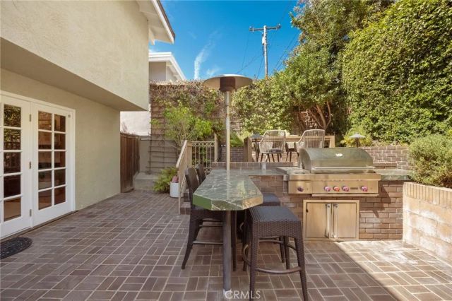 3504 N Poinsettia Avenue, Manhattan Beach, CA 90266