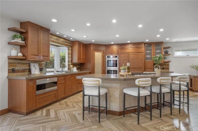 3504 N Poinsettia Avenue, Manhattan Beach, CA 90266