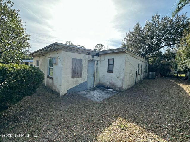 10242 HAVERFORD Road, Jacksonville, FL 32218