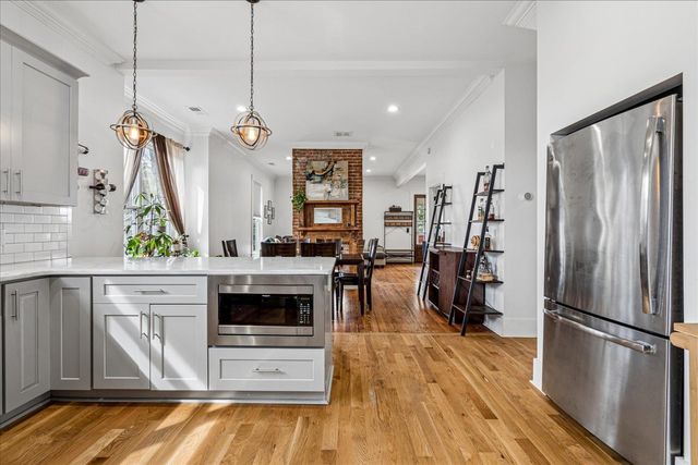 2049 FELIX AVE, Memphis, TN 38104