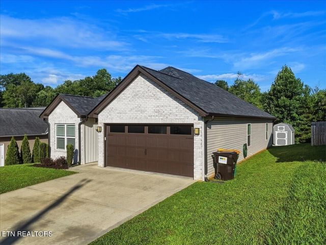 7727 Bell Stanley Rd, Powell, TN 37849