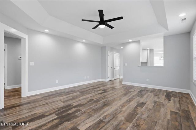 7727 Bell Stanley Rd, Powell, TN 37849