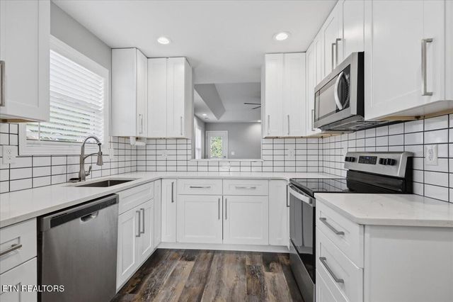 7727 Bell Stanley Rd, Powell, TN 37849