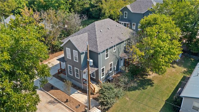588 Willow Avenue 2, Fayetteville, AR 72701
