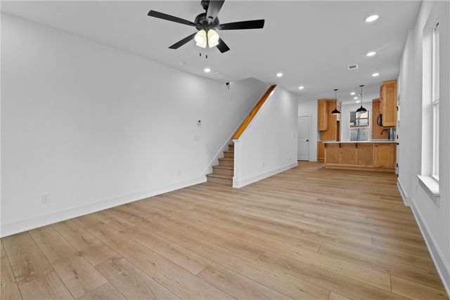 588 Willow Avenue 2, Fayetteville, AR 72701