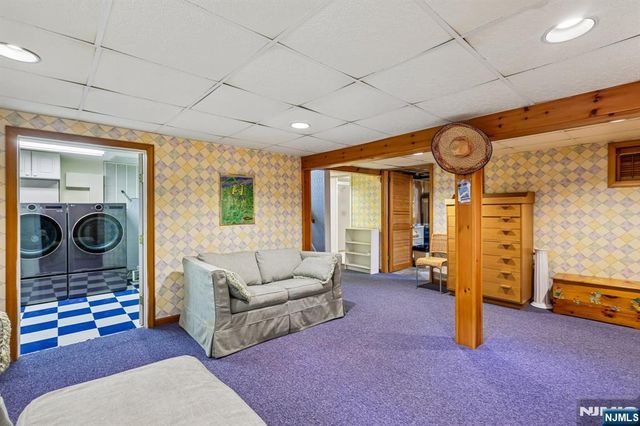 86 Walthery Avenue, Ridgewood, NJ 07450