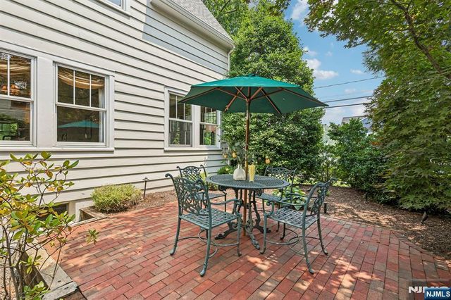 86 Walthery Avenue, Ridgewood, NJ 07450