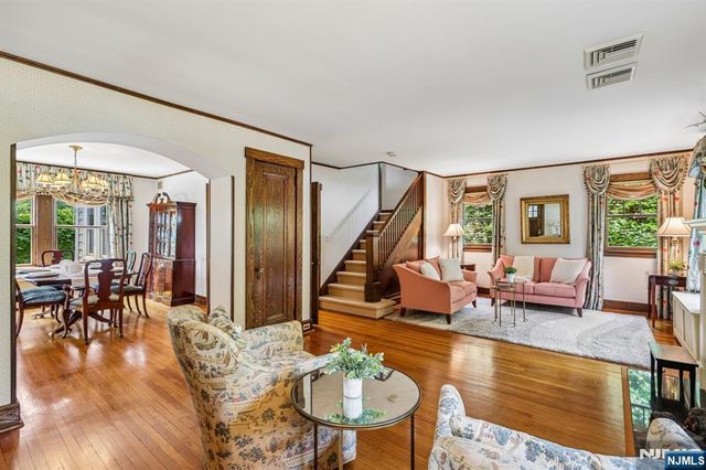 86 Walthery Avenue, Ridgewood, NJ 07450