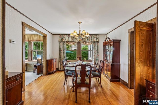 86 Walthery Avenue, Ridgewood, NJ 07450