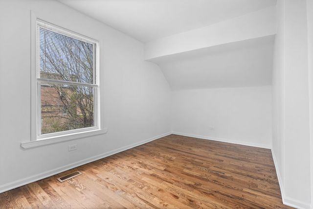 9238 S Dauphin Avenue, Chicago, IL 60619