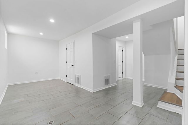 9238 S Dauphin Avenue, Chicago, IL 60619