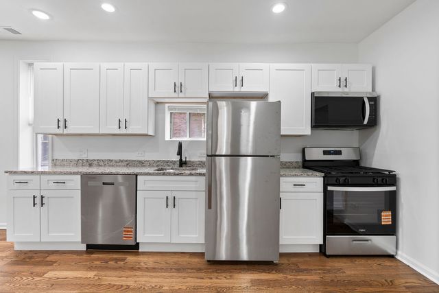 9238 S Dauphin Avenue, Chicago, IL 60619