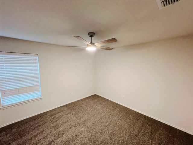 3832 Foxhound Lane, Fort Worth, TX 76123