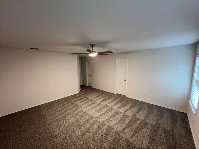 3832 Foxhound Lane, Fort Worth, TX 76123