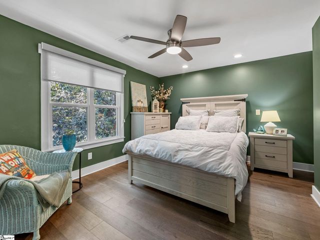 24 Old House Lane, Spartanburg, SC 29302