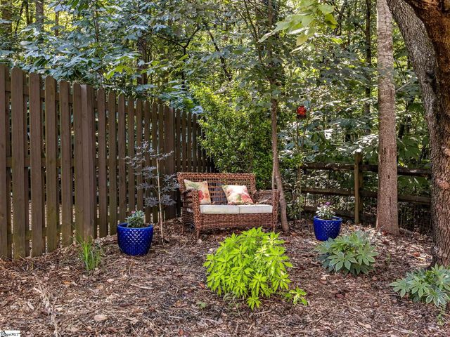 24 Old House Lane, Spartanburg, SC 29302