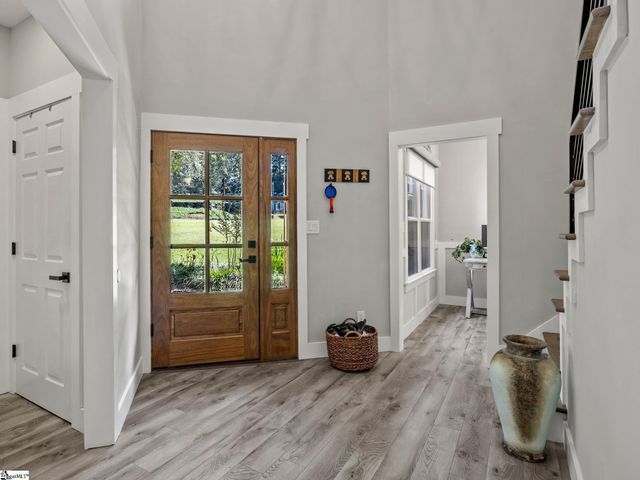 24 Old House Lane, Spartanburg, SC 29302