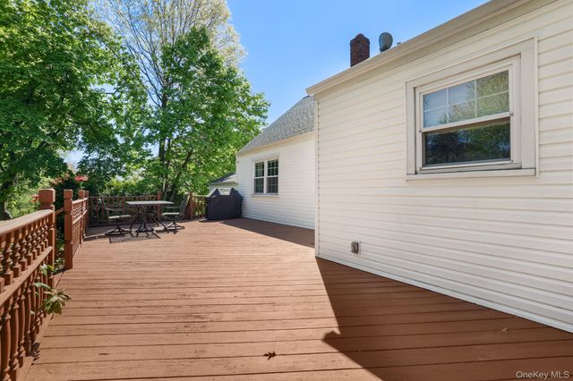 21 Arlene Court, Pearl River, NY 10965