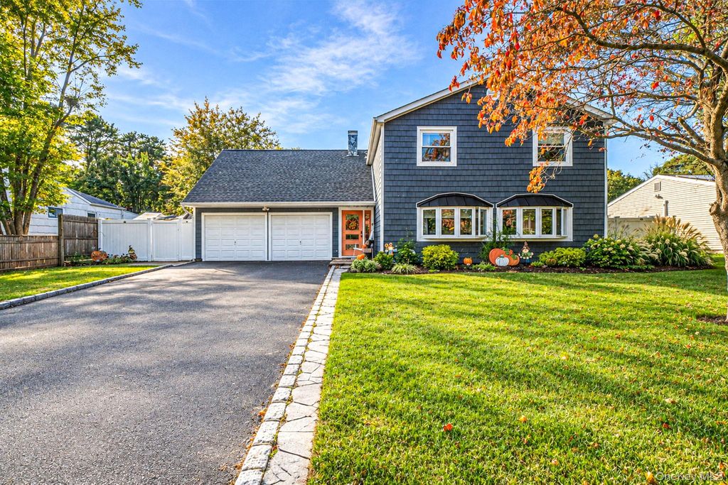 76 Corbin Avenue, Patchogue, NY 11772 — exterior