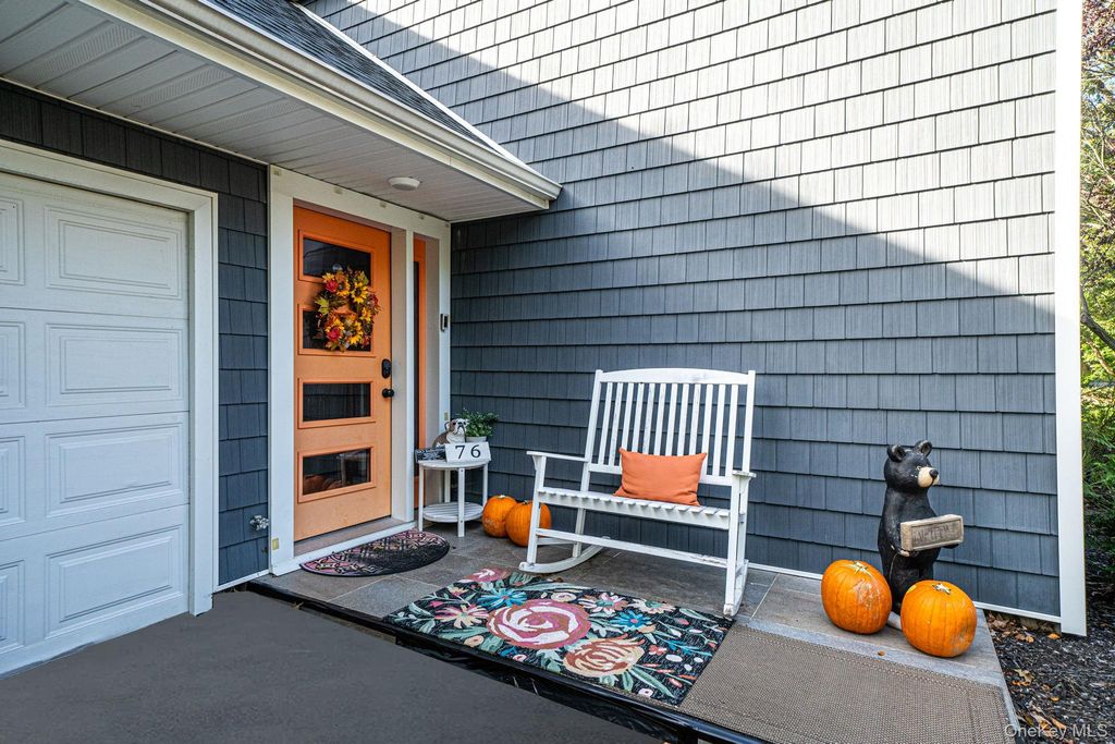 76 Corbin Avenue, Patchogue, NY 11772 — photo 3