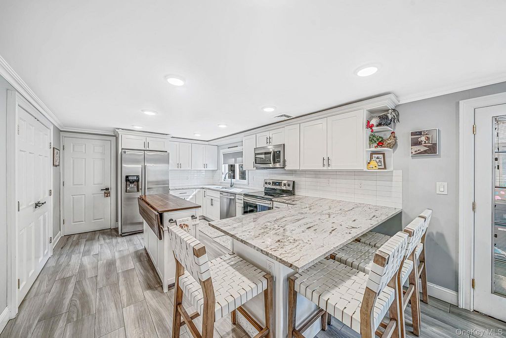 76 Corbin Avenue, Patchogue, NY 11772 — photo 5