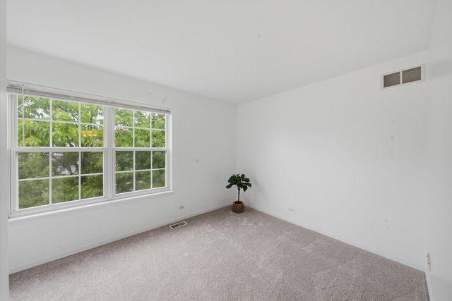 73 Fieldstone Drive, Lake Villa, IL 60046