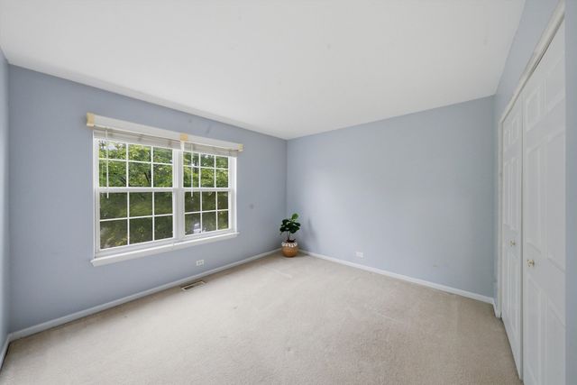 73 Fieldstone Drive, Lake Villa, IL 60046