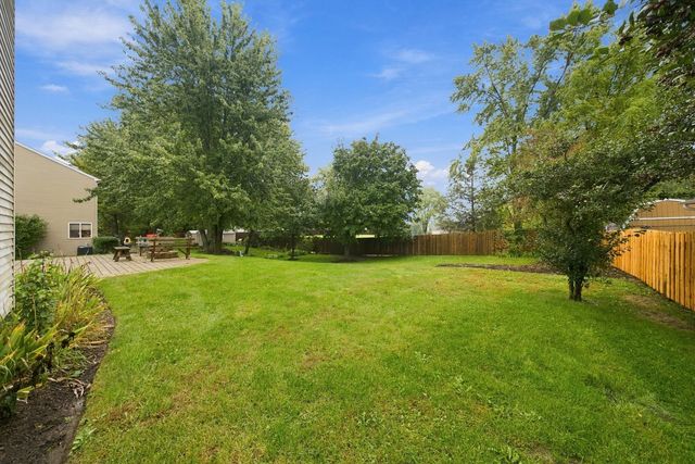 73 Fieldstone Drive, Lake Villa, IL 60046