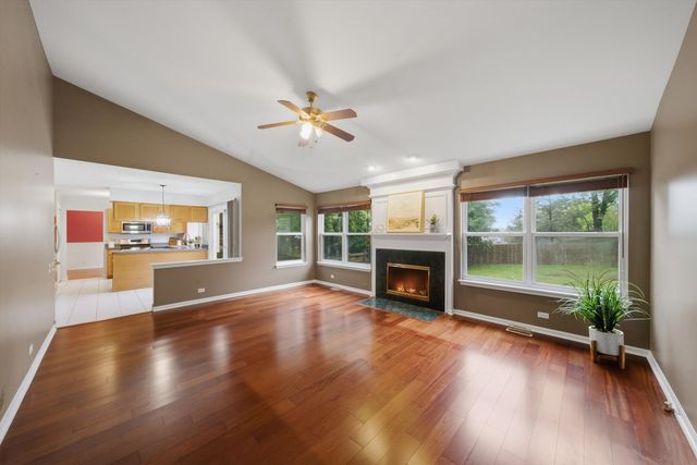 73 Fieldstone Drive, Lake Villa, IL 60046