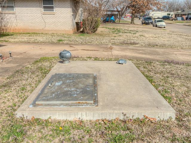 1001 N Norman Avenue, Moore, OK 73160