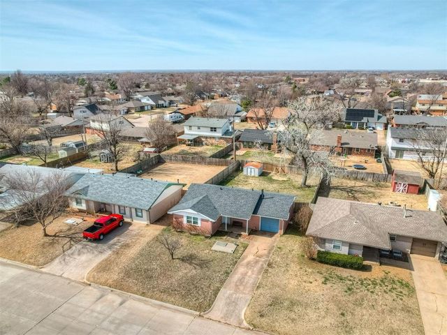 1001 N Norman Avenue, Moore, OK 73160