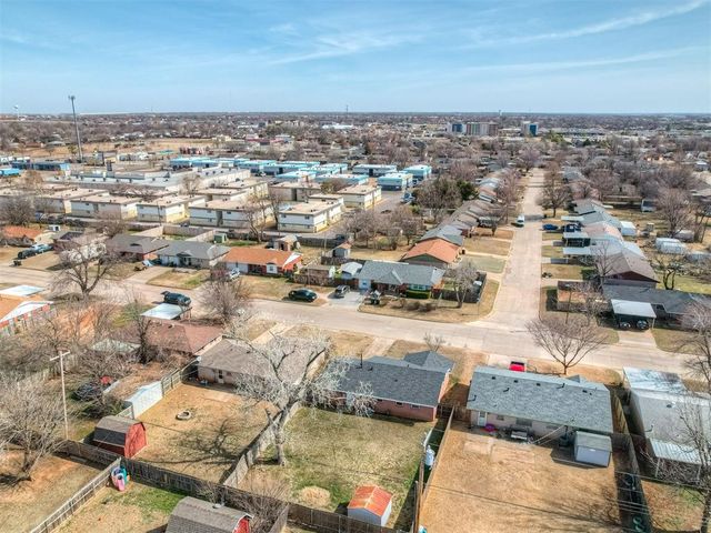 1001 N Norman Avenue, Moore, OK 73160