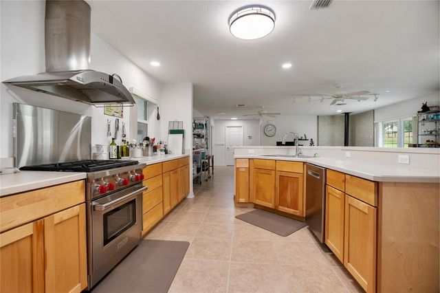 420 GLENWOOD ROAD, Deland, FL 32720