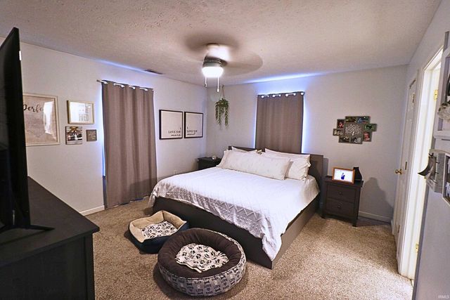 1402 Shining Armor Lane, West Lafayette, IN 47906