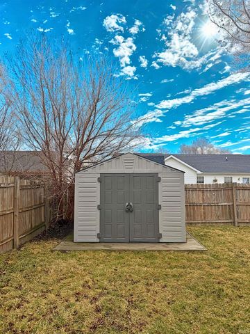 1402 Shining Armor Lane, West Lafayette, IN 47906