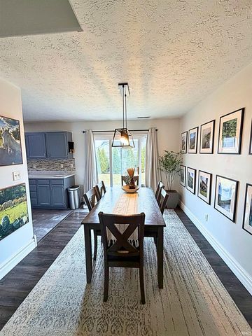 1402 Shining Armor Lane, West Lafayette, IN 47906