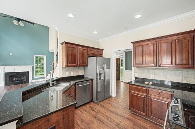 2372 Pleasant View Rd, Pleasant View, TN 37146